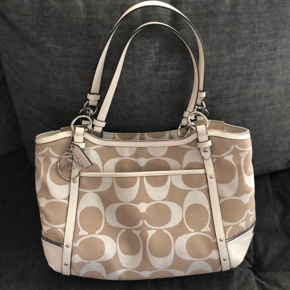 Coach 👜